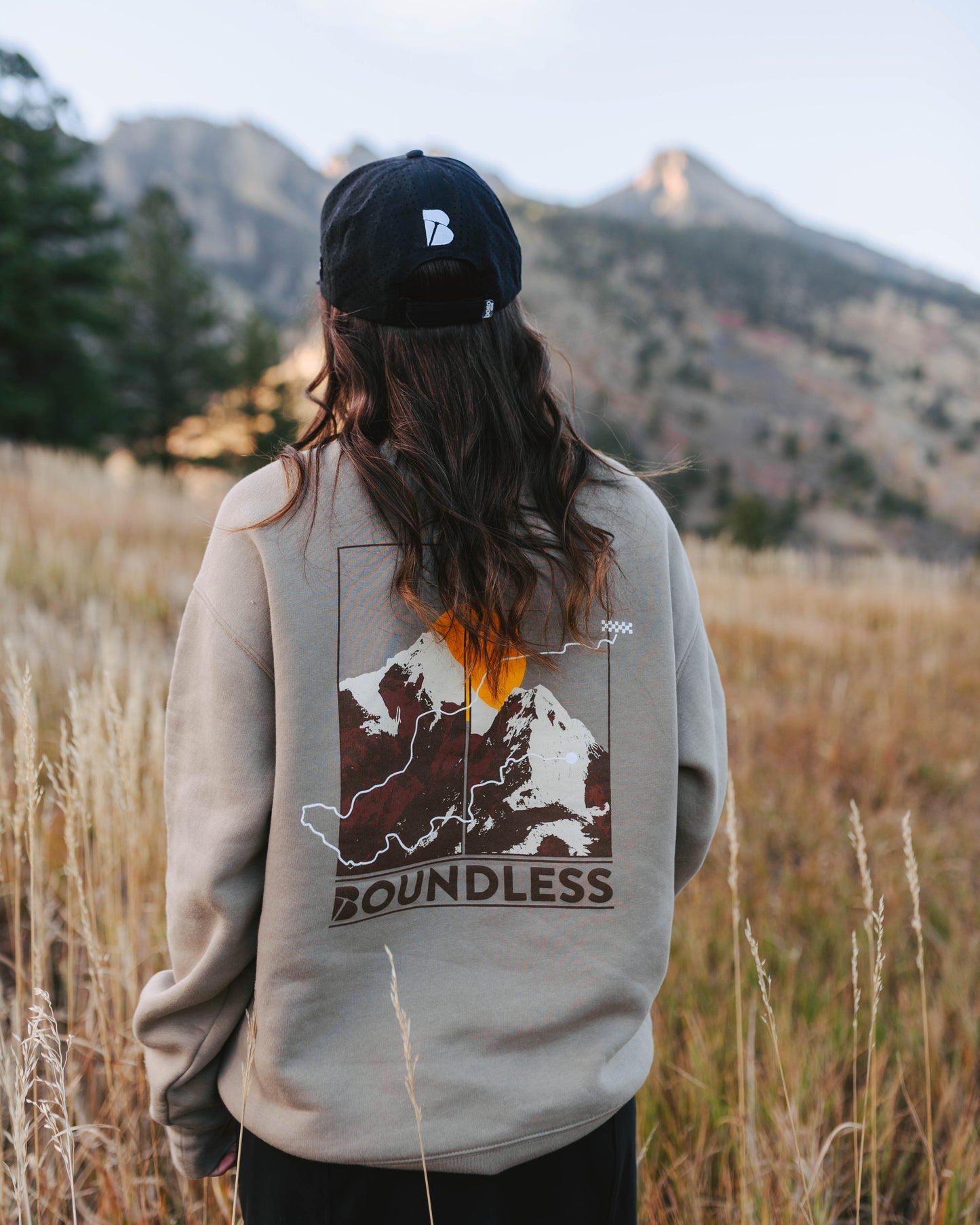 Boundless Mountain Crew Neck